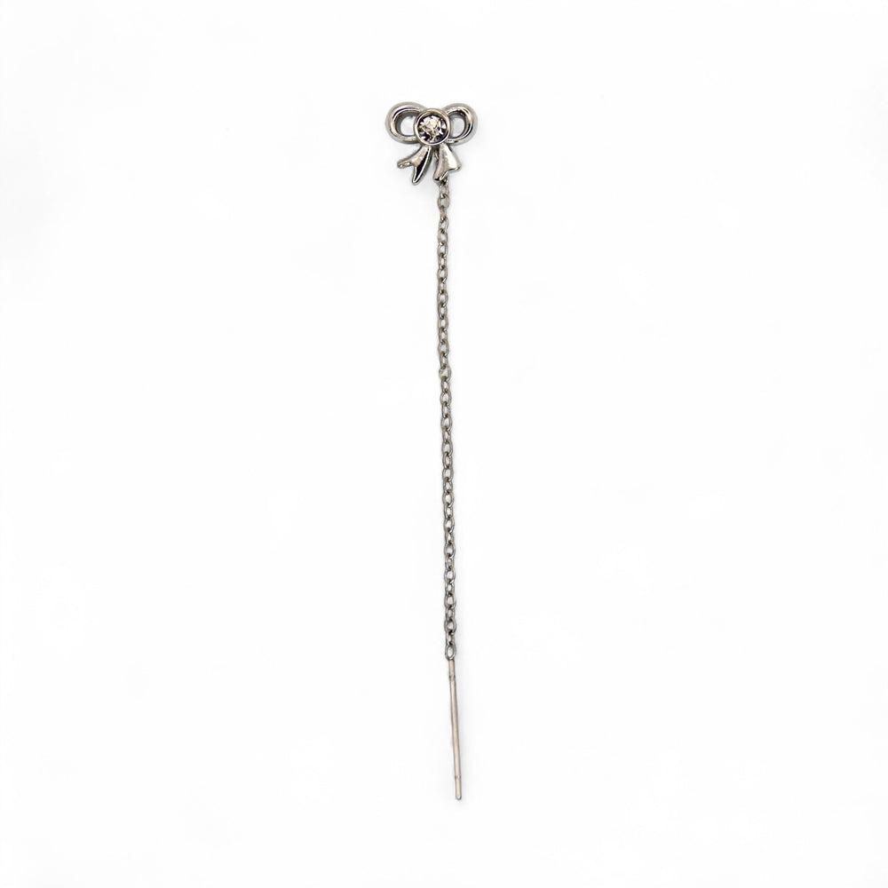 Drop earrings with bow