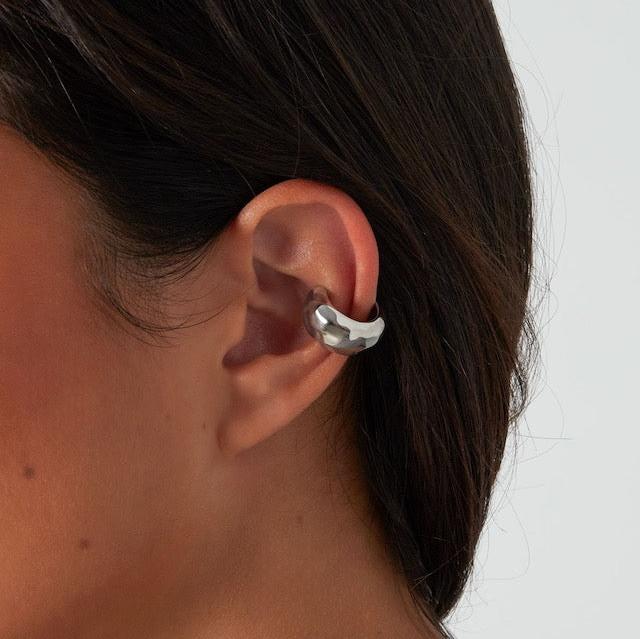 Ear Cuff Reflex