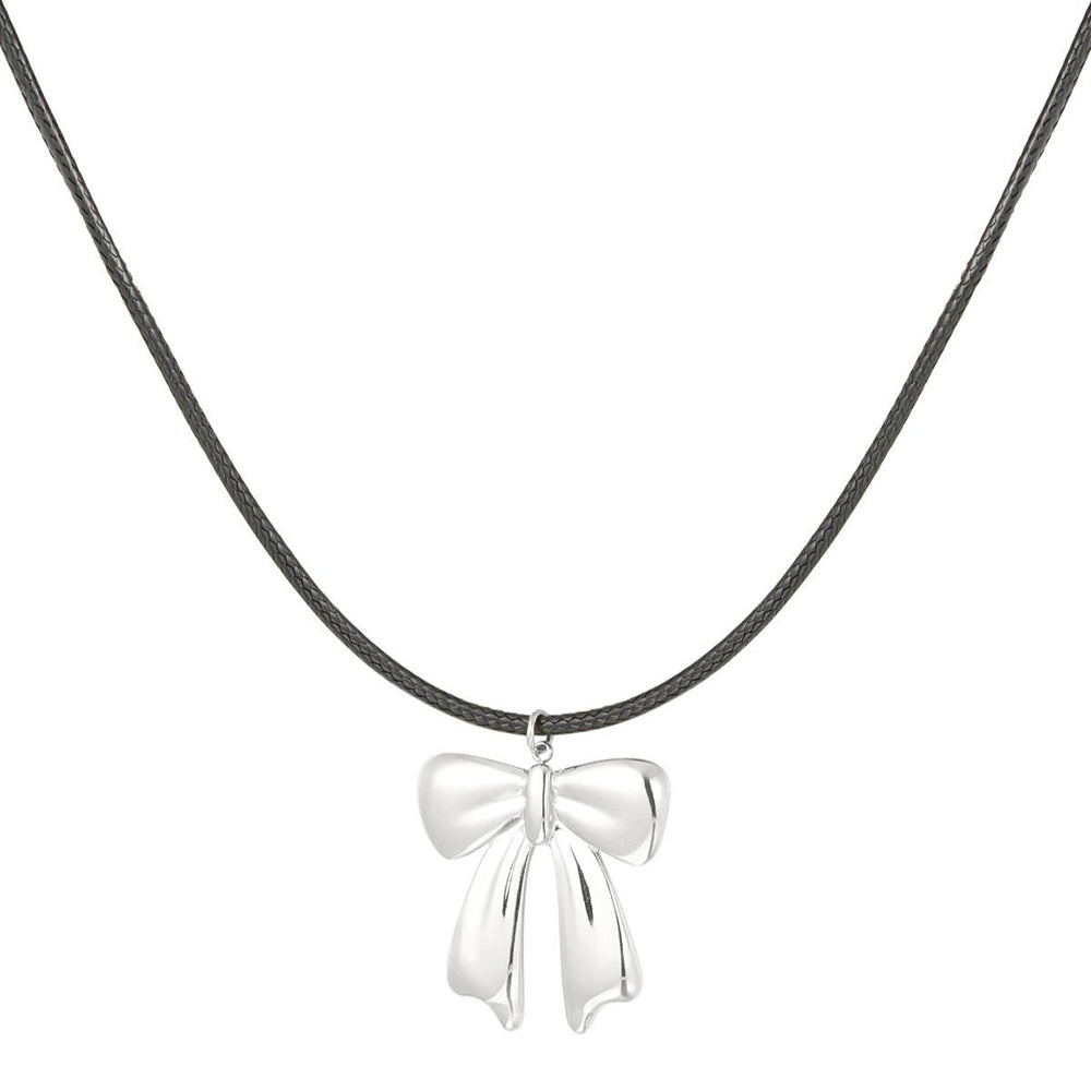 Big Flake Necklace