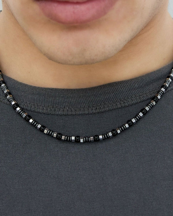 Collana in acciaio con pietre dure
