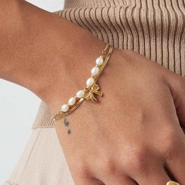 Ethereal Bow Bracelet