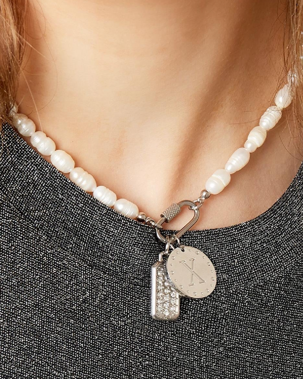 Pendants with engraved initial