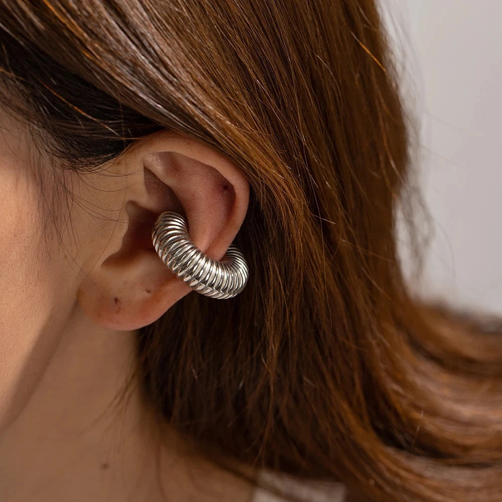 Knurled Ear Cuff
