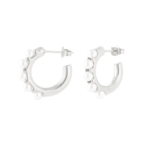 Circle Pearl Earrings