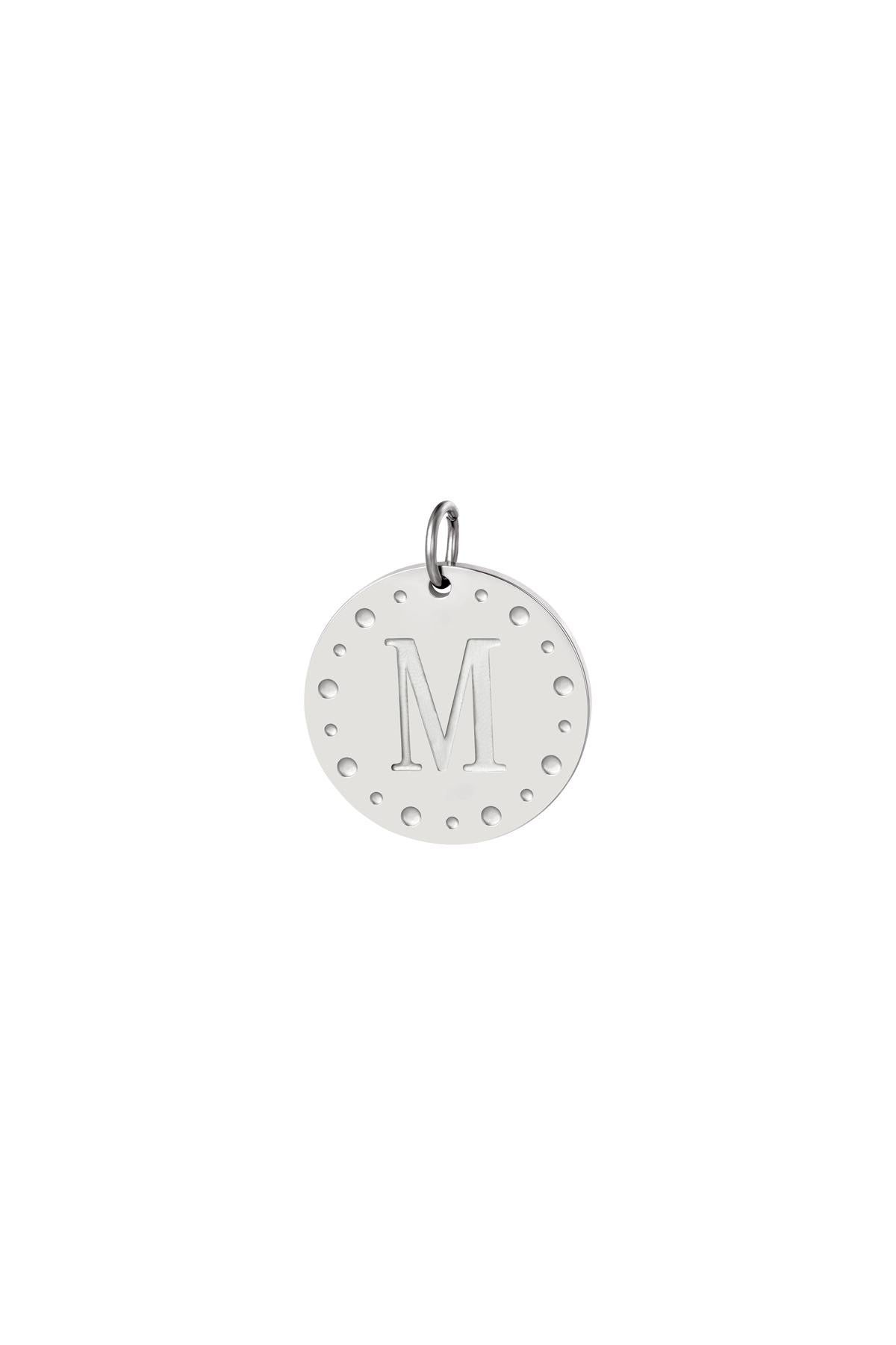 Pendants with engraved initial