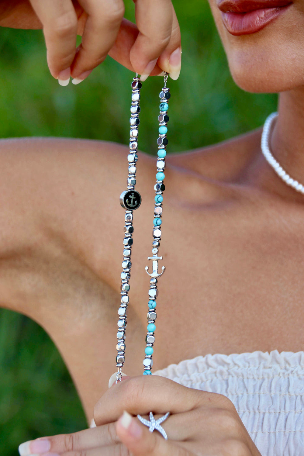 Bracelet with dice and anchor