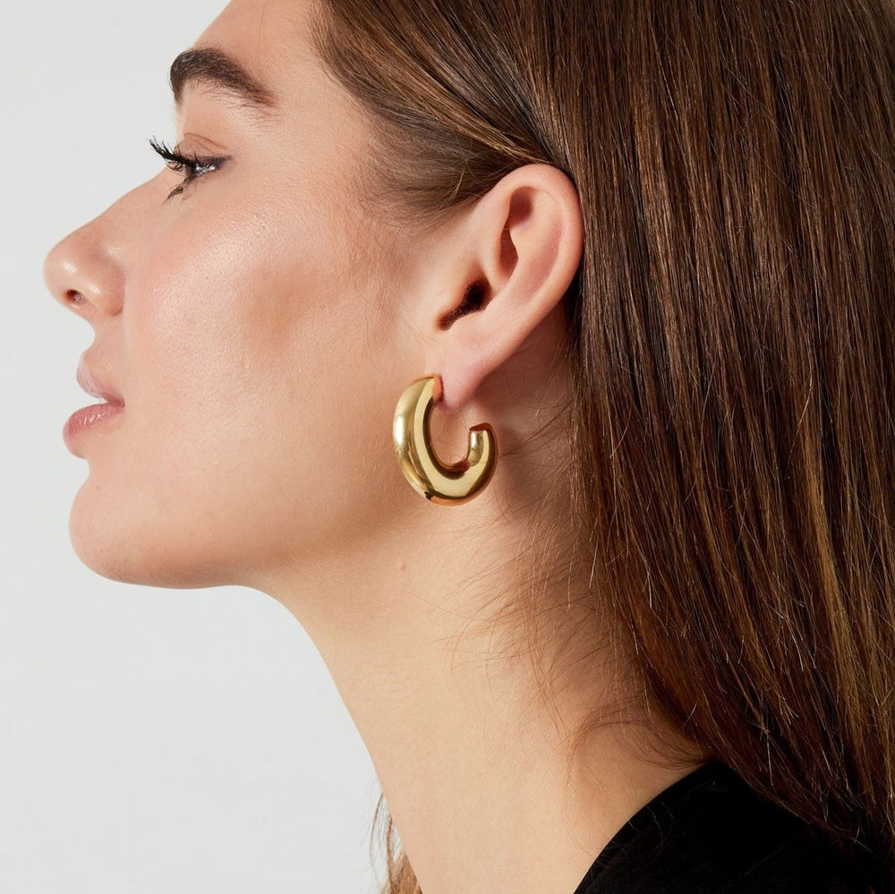 Jumbo Curve Earrings